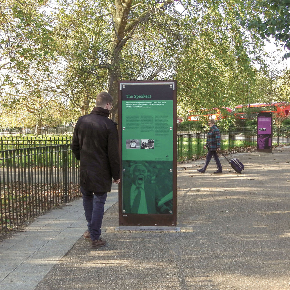 Schaukästen & Infotafeln